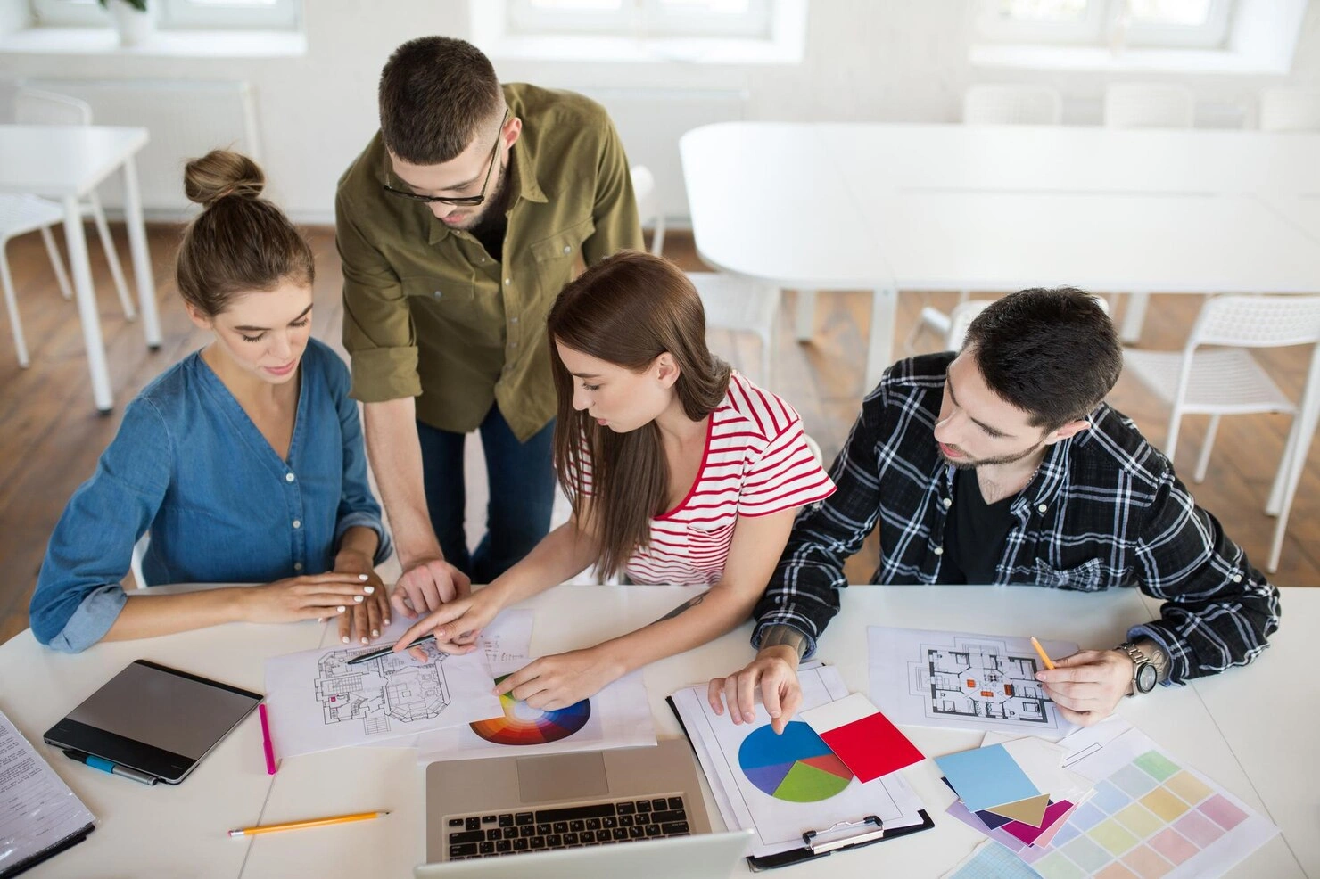 Flexible Ways to Scale Your <span>Design Team</span>